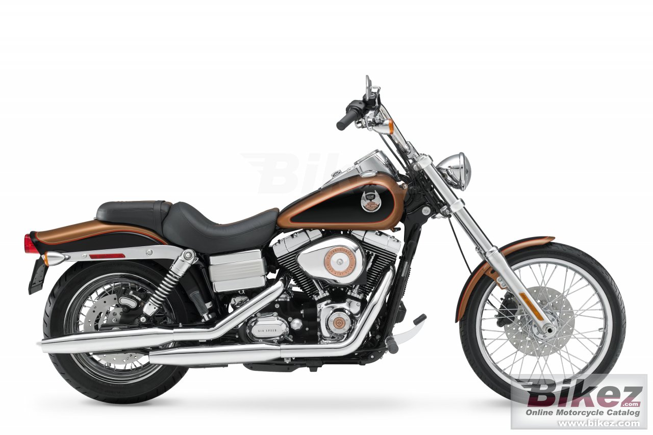 Big Harley-Davidson fxdwg dyna wide glide picture and wallpaper from Bikez.com